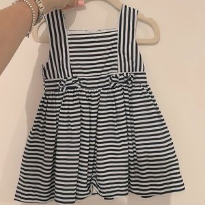 Toddler Navy and White Dress in great conditions 18m